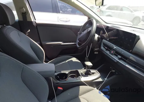 2025 Kia K4 Lxs from USA, damaged, VIN 3KPFT4DE3SE114583